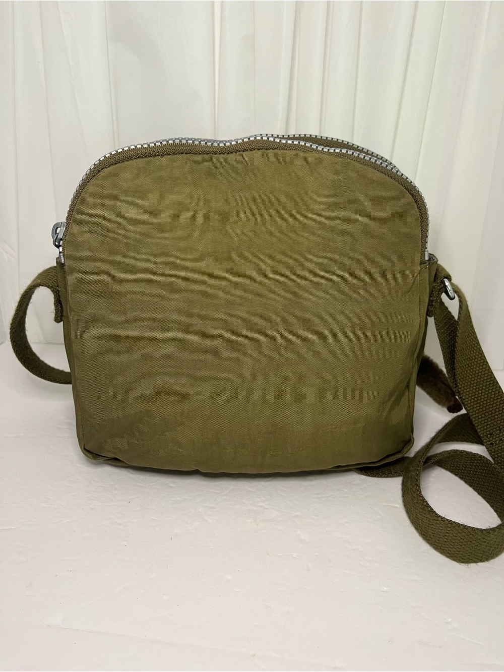Kipling Olive Green Crossbody with Monkey Key Charm - Picture 7 of 11